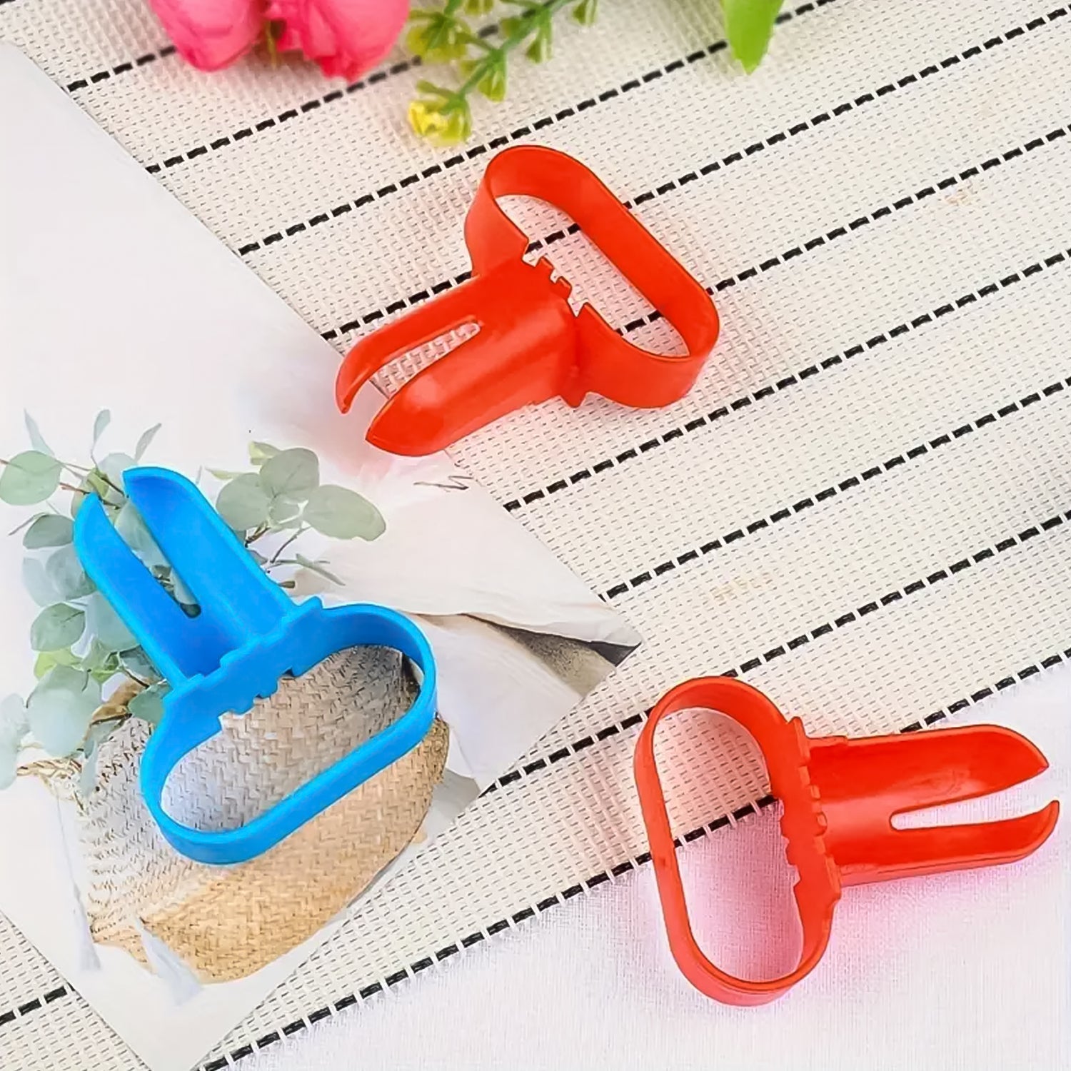 Balloon Tying Too & Device Accessory Set (5 Pc) Balloon Tying Too & Device Accessory Set (5 Pc)